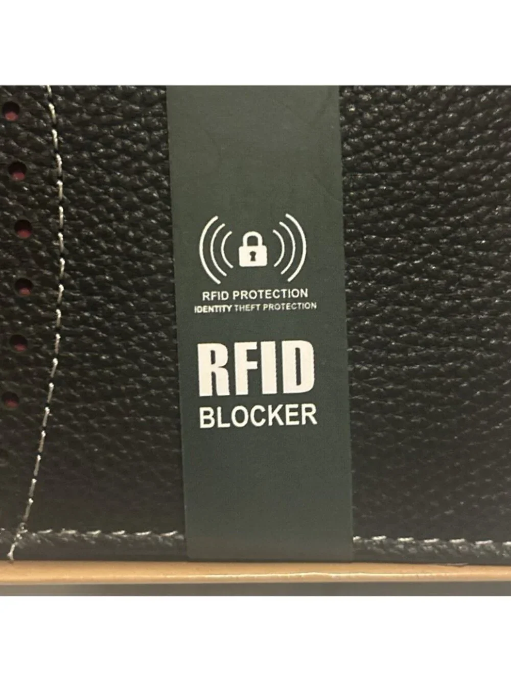 Rivet & Burr Men Wallet Black Genuine Leather Bifold RFID over flap texture See